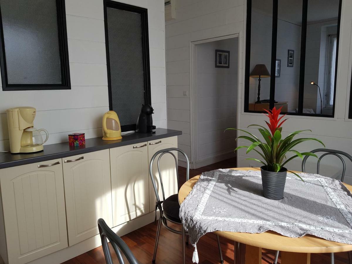 Studio Lumineux Brest Avec Boites A Cles Apartment Exterior photo
